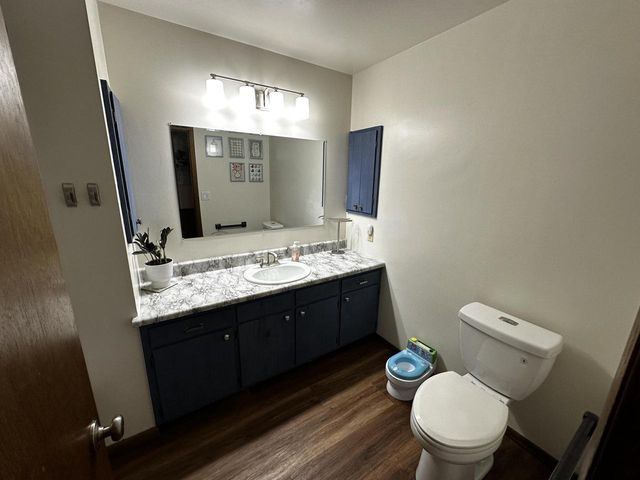 2424 W Mark DRIVE, Sheboygan, WI 53083