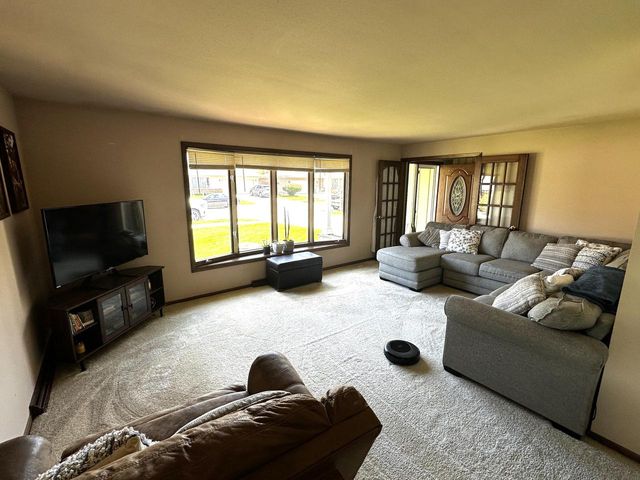 2424 W Mark DRIVE, Sheboygan, WI 53083