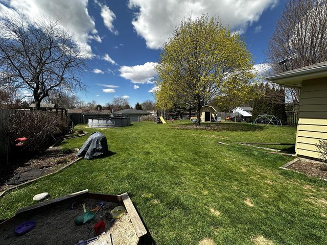 2424 W Mark DRIVE, Sheboygan, WI 53083