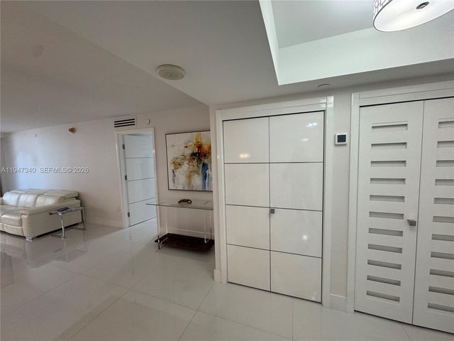 5757 Collins Ave 504, Miami Beach, FL 33140