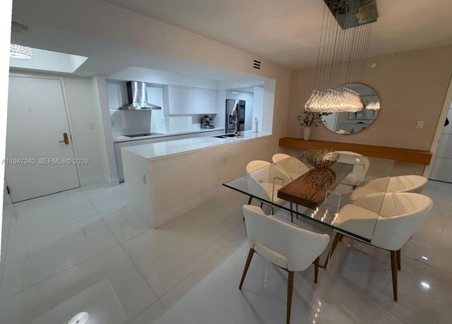 5757 Collins Ave 504, Miami Beach, FL 33140