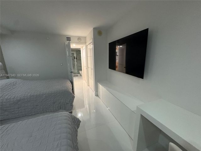 5757 Collins Ave 504, Miami Beach, FL 33140