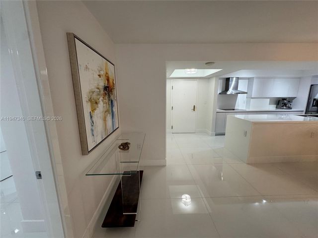 5757 Collins Ave 504, Miami Beach, FL 33140