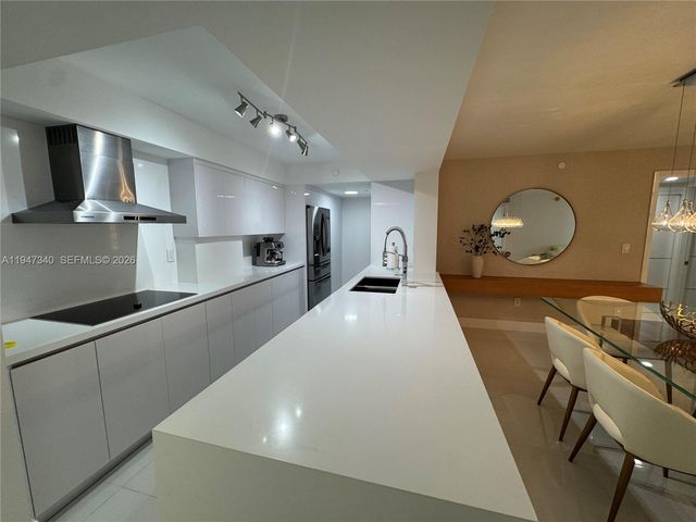 5757 Collins Ave 504, Miami Beach, FL 33140