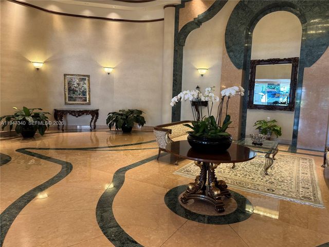 5757 Collins Ave 504, Miami Beach, FL 33140