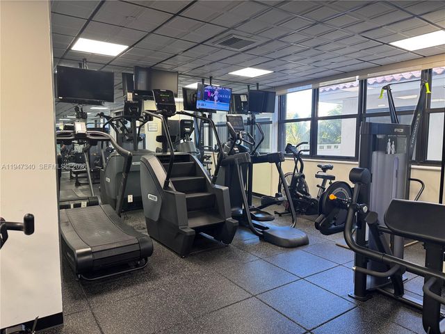 5757 Collins Ave 504, Miami Beach, FL 33140