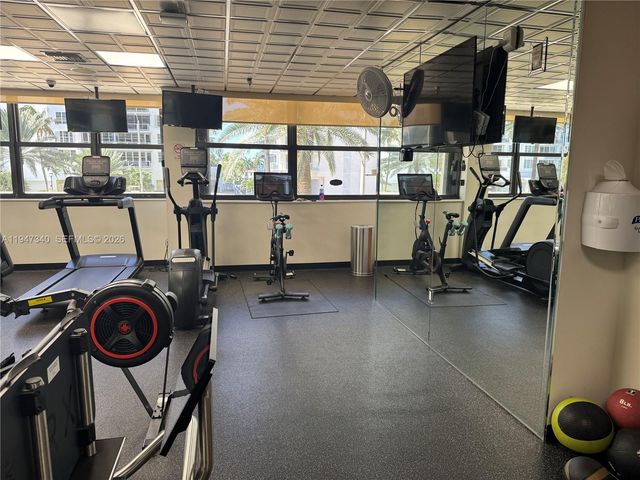 5757 Collins Ave 504, Miami Beach, FL 33140