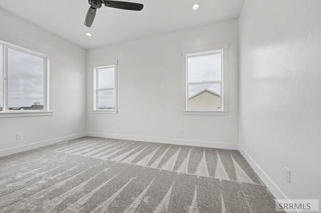 5992 Cottontree Lane, Ammon, ID 83406