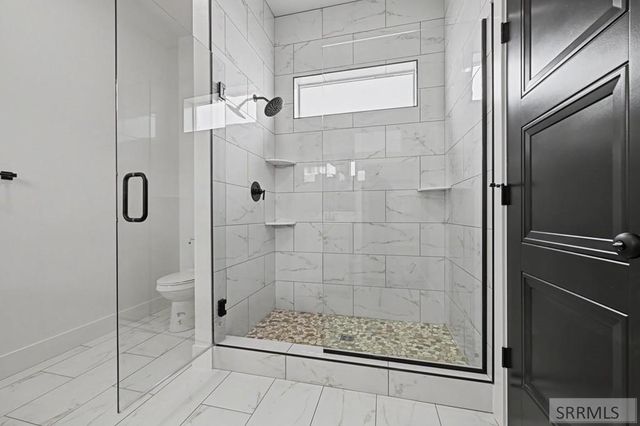 5992 Cottontree Lane, Ammon, ID 83406