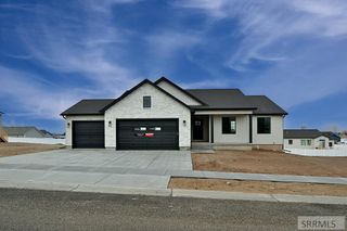 5992 Cottontree Lane, Ammon, ID 83406