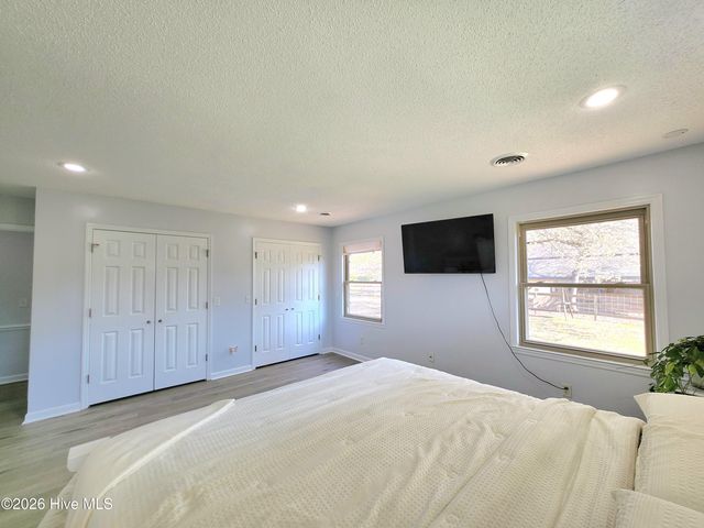 4111 Scottsdale Drive SW, Shallotte, NC 28470