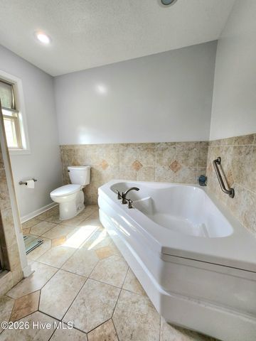 4111 Scottsdale Drive SW, Shallotte, NC 28470