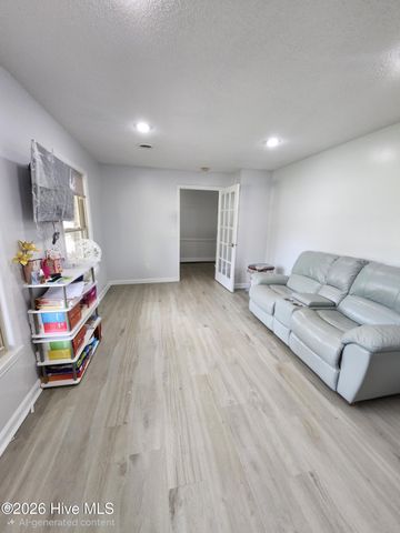 4111 Scottsdale Drive SW, Shallotte, NC 28470