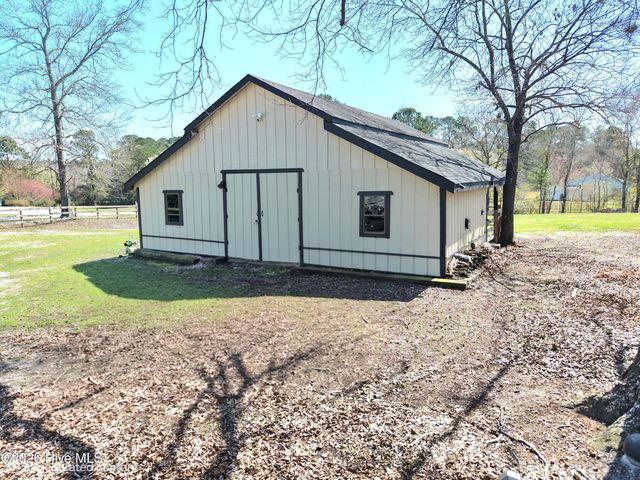 4111 Scottsdale Drive SW, Shallotte, NC 28470