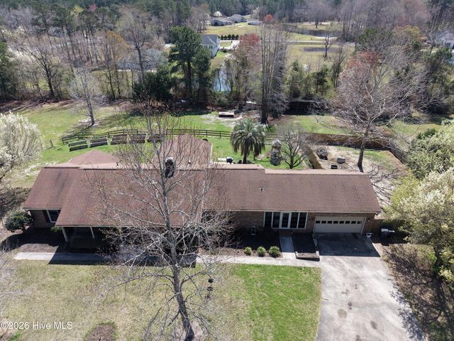 4111 Scottsdale Drive SW, Shallotte, NC 28470