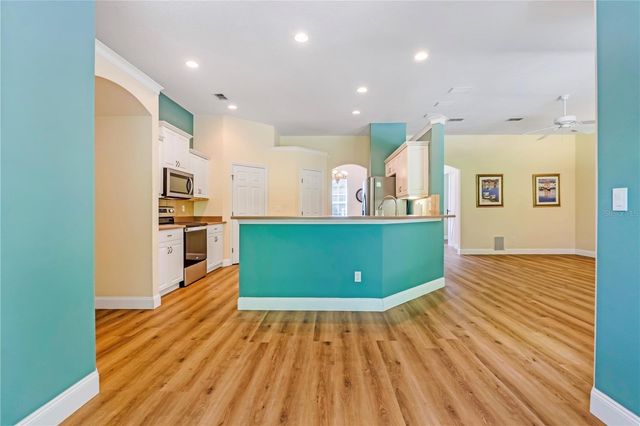 1085 TAYLOR ROAD E, Deland, FL 32724