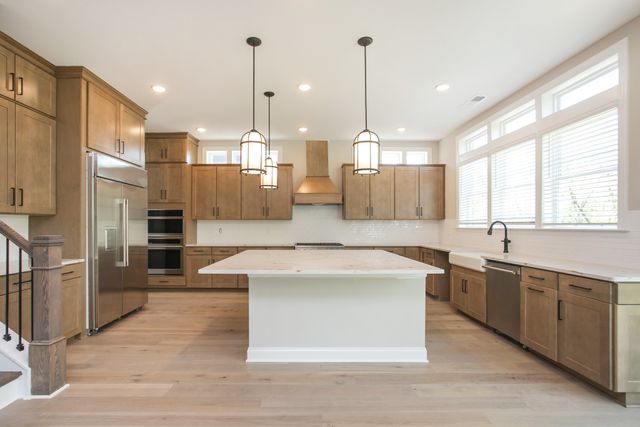 5956 Hunt Valley Drive, Spring Hill, TN 37174