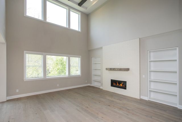 5956 Hunt Valley Drive, Spring Hill, TN 37174