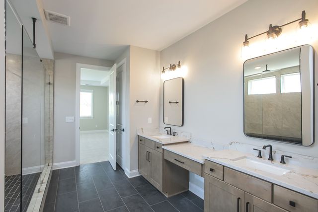 5956 Hunt Valley Drive, Spring Hill, TN 37174