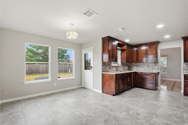 8551 Doskocil Drive, Houston, TX 77044