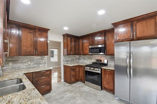 8551 Doskocil Drive, Houston, TX 77044