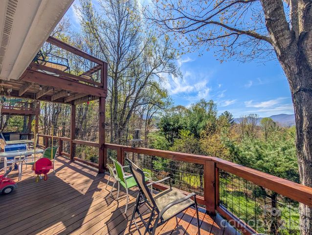 254 Shepard Way, Burnsville, NC 28714