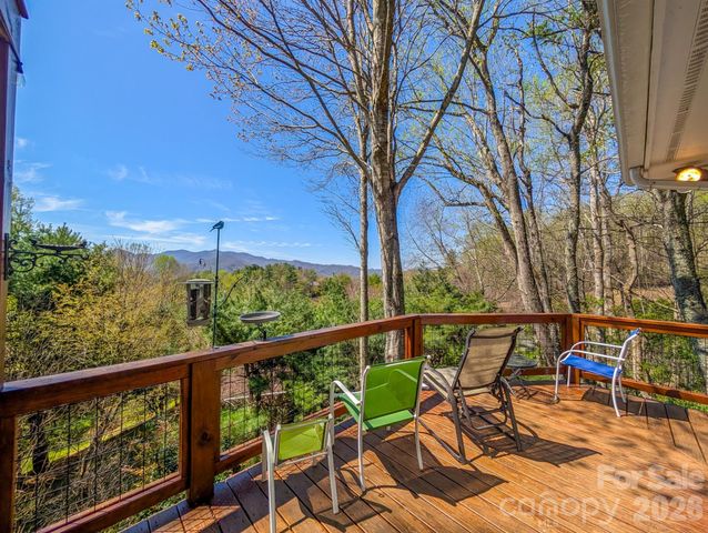 254 Shepard Way, Burnsville, NC 28714