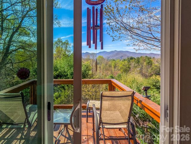 254 Shepard Way, Burnsville, NC 28714