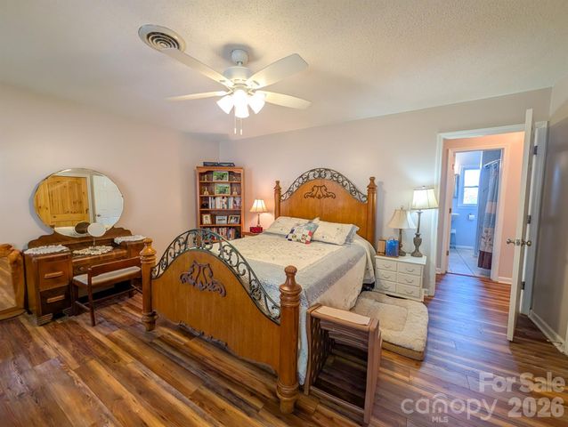 254 Shepard Way, Burnsville, NC 28714