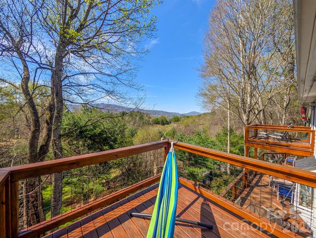 254 Shepard Way, Burnsville, NC 28714