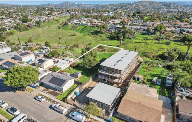 827 Jacumba St -, San Diego, CA 92114