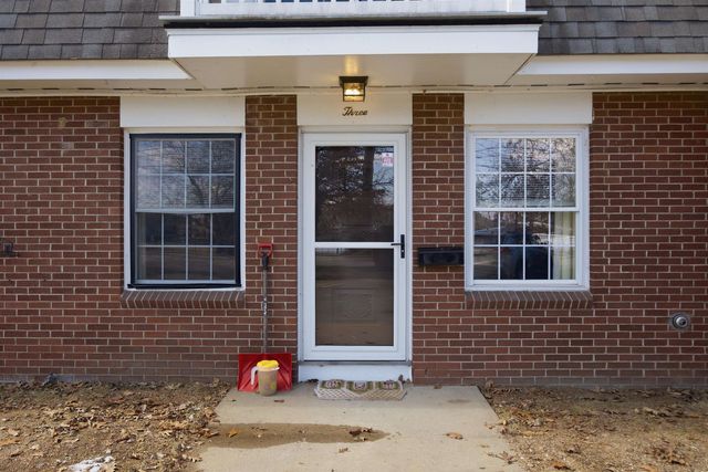 934 N Main St Apt 3, Laconia, NH 03246