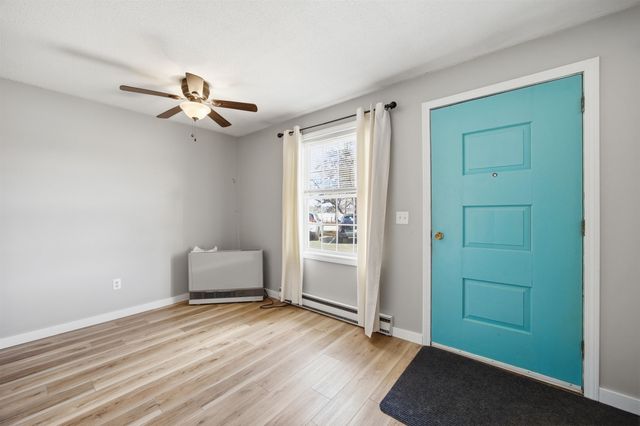 934 N Main St Apt 3, Laconia, NH 03246
