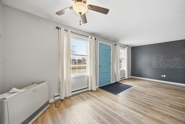 934 N Main St Apt 3, Laconia, NH 03246