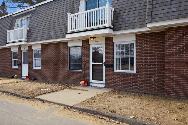 934 N Main St Apt 3, Laconia, NH 03246