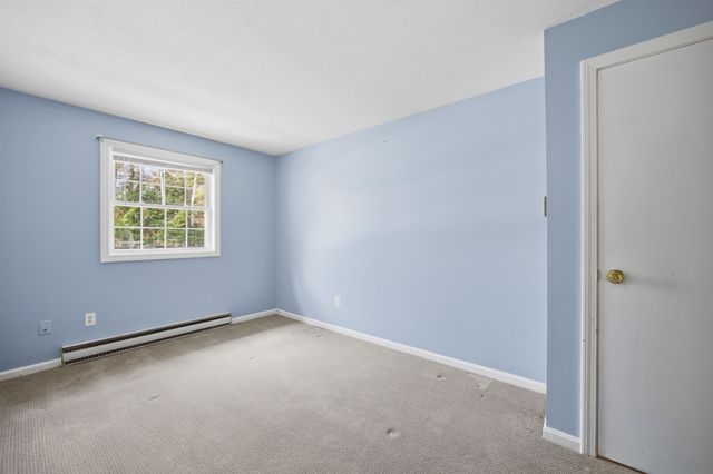 934 N Main St Apt 3, Laconia, NH 03246