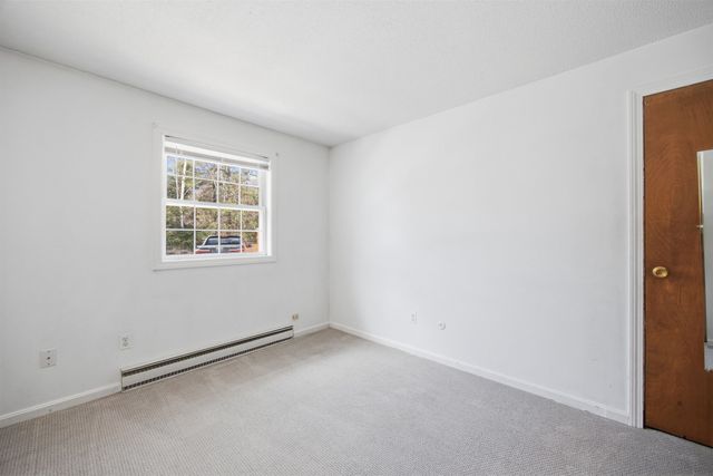 934 N Main St Apt 3, Laconia, NH 03246