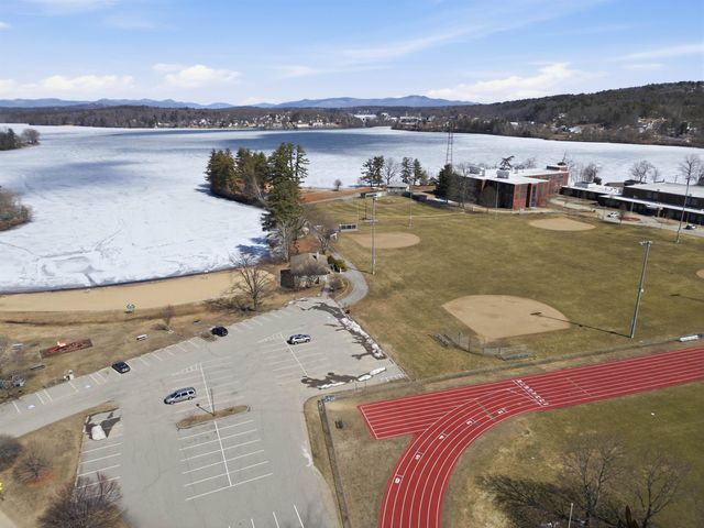 934 N Main St Apt 3, Laconia, NH 03246