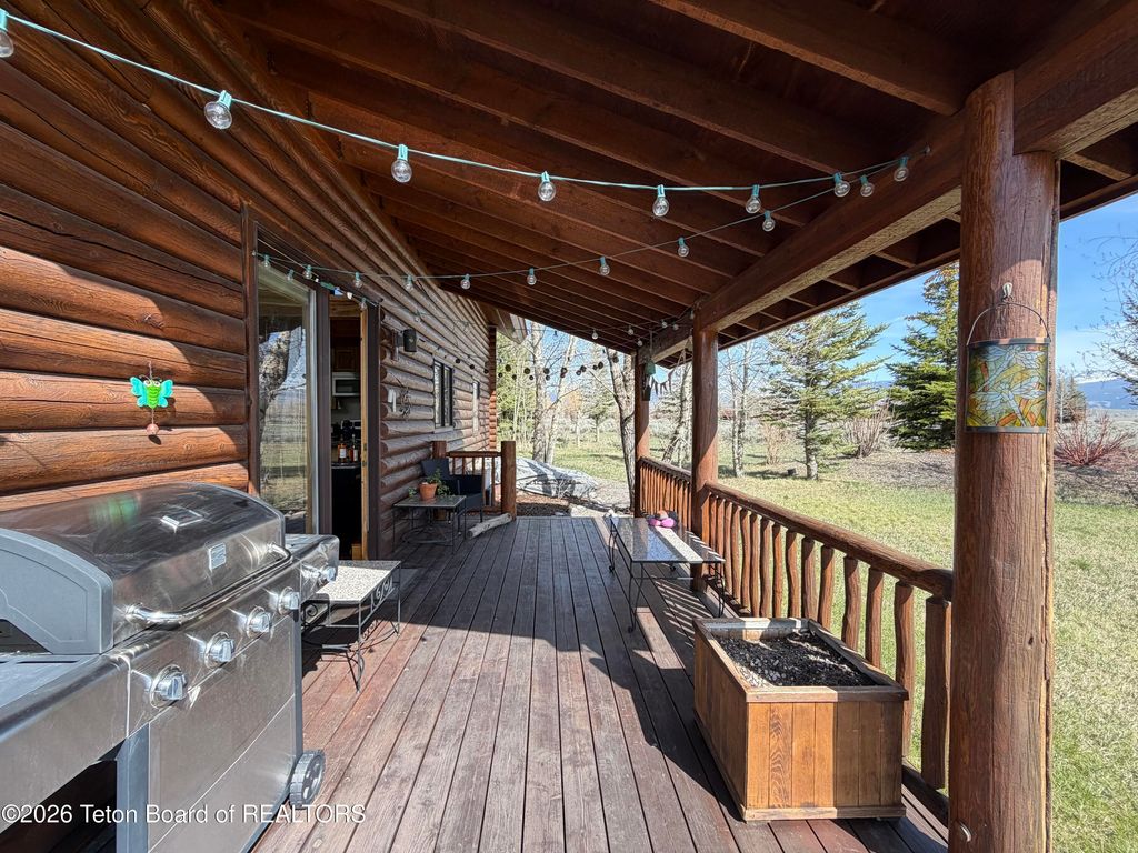 7505 N ROBERTA Drive, Jackson, WY 83001 photo 23