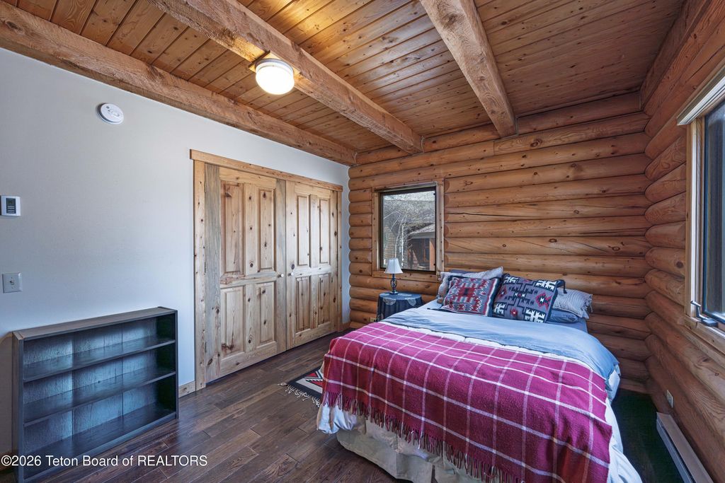 7505 N ROBERTA Drive, Jackson, WY 83001 photo 34