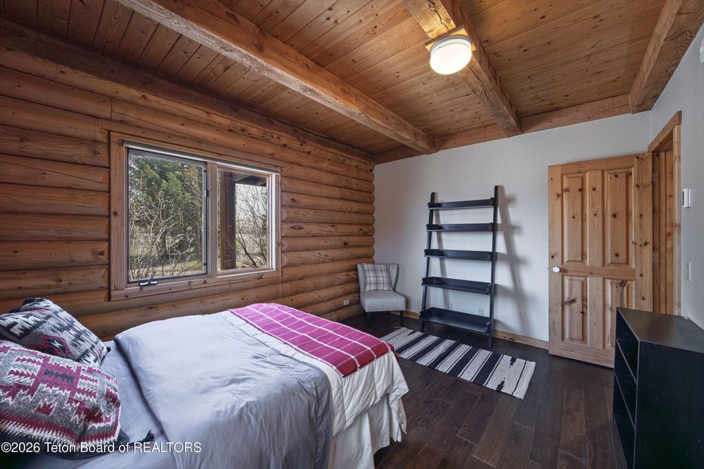 7505 N ROBERTA Drive, Jackson, WY 83001 photo 35