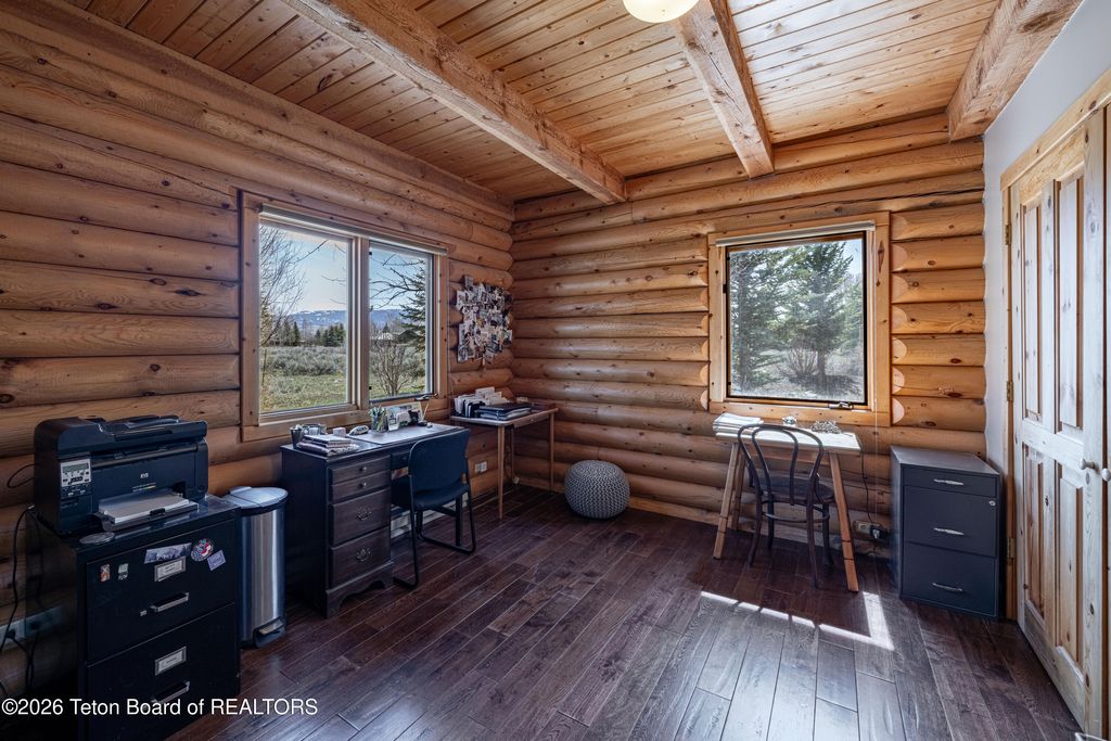7505 N ROBERTA Drive, Jackson, WY 83001 photo 38