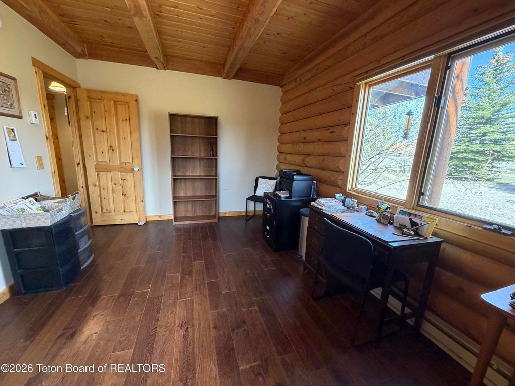7505 N ROBERTA Drive, Jackson, WY 83001 photo 39