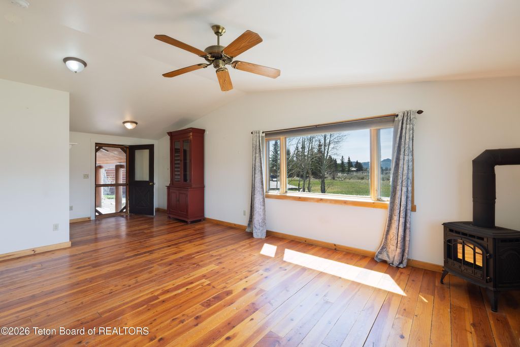 7505 N ROBERTA Drive, Jackson, WY 83001 photo 47