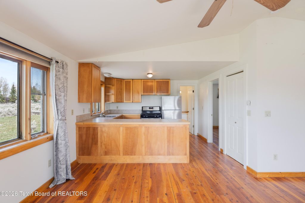 7505 N ROBERTA Drive, Jackson, WY 83001 photo 48