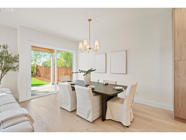 2040 S RIVER Rd, Kelso, WA 98626