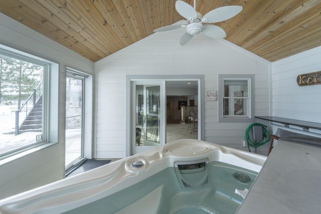 4691 Lakeview Drive, Cushing, MN 56443