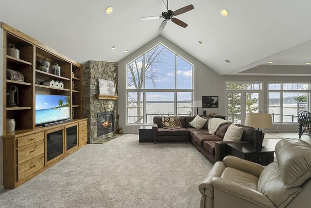 4691 Lakeview Drive, Cushing, MN 56443