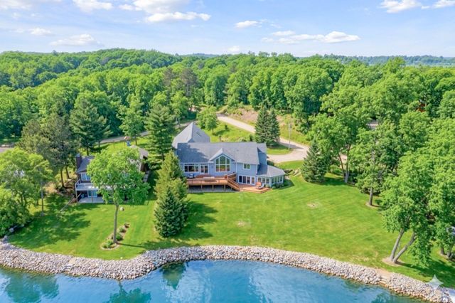 4691 Lakeview Drive, Cushing, MN 56443