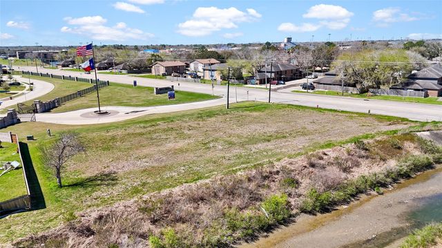 0 E Fm-517, Dickinson, TX 77539